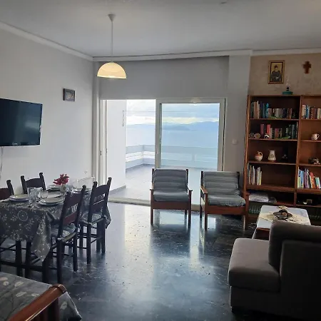 Apartment Majestic Sea View Lydia