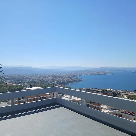 Apartment Majestic Sea View Lydia
