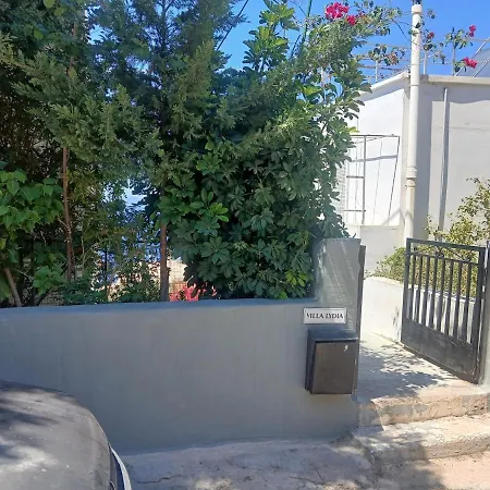 Apartment Majestic Sea View Lydia *