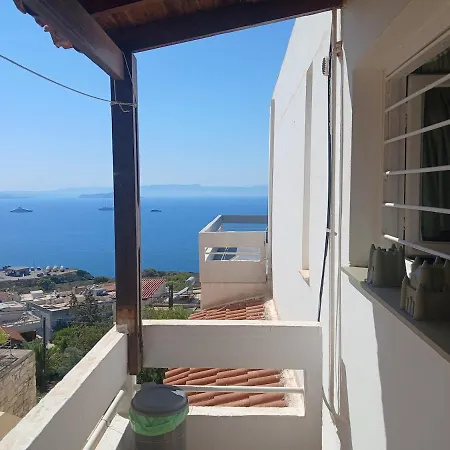 Apartment Majestic Sea View Lydia